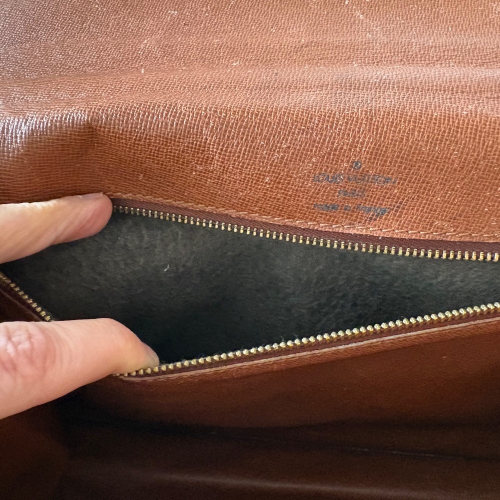 LOUIS VUITTON ❤️ Monogram Monceau Shoulder / Crossbody 2 Way Bag - Picture 6 of 16